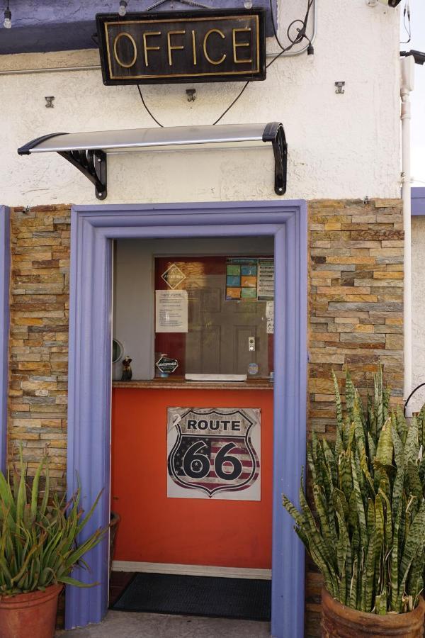 Route 66 Motel - Риальто Экстерьер фото